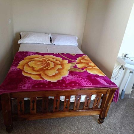 Oyo 8206 K J Residency Hotel Mysore Bagian luar foto